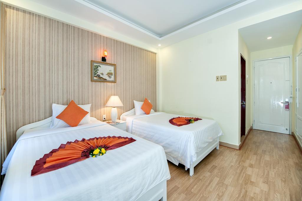 Palm Beach Hotel Nha Trang Exterior photo