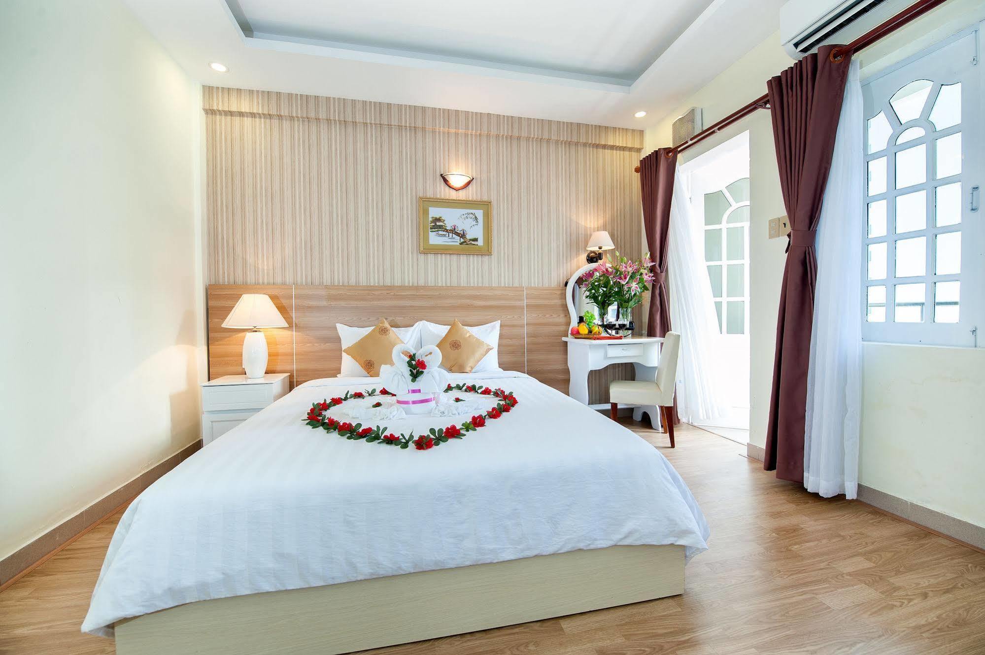 Palm Beach Hotel Nha Trang Exterior photo