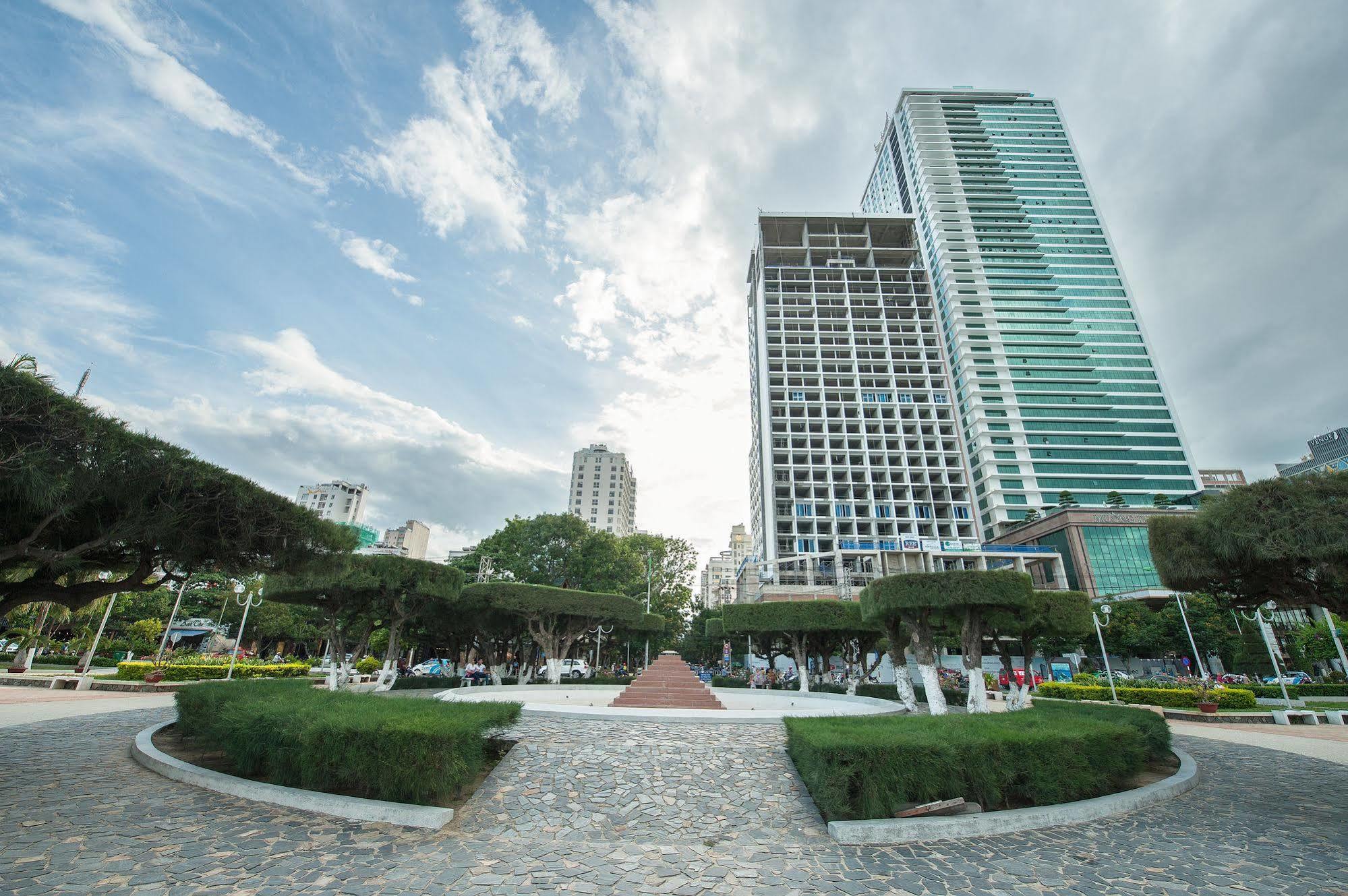 Palm Beach Hotel Nha Trang Exterior photo